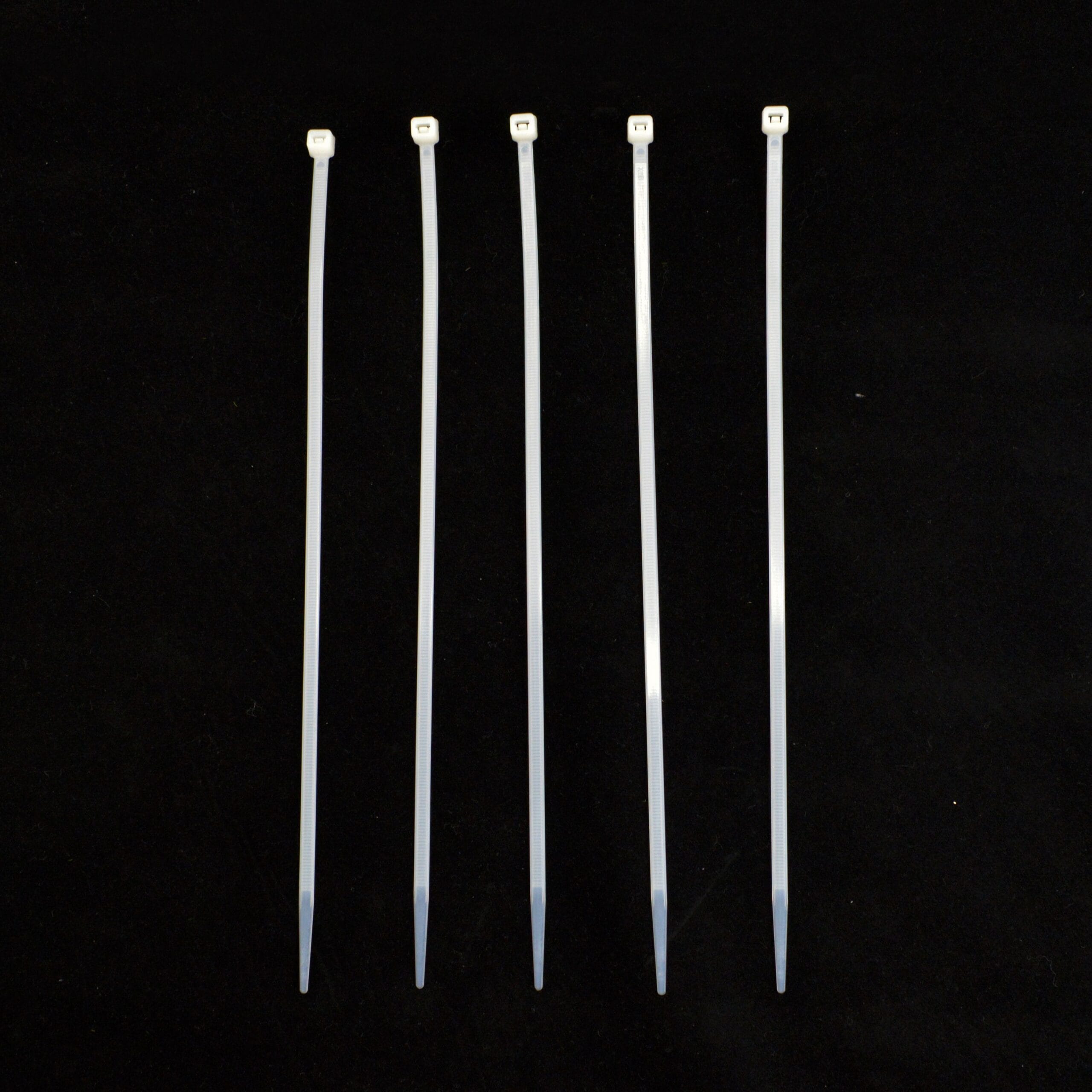 CM-3.6X10 WH TIRILLAS-bLANCAS Tie Raps de 3.6mm 10" Blanco CM-3.6X10"WH - Imagen 1