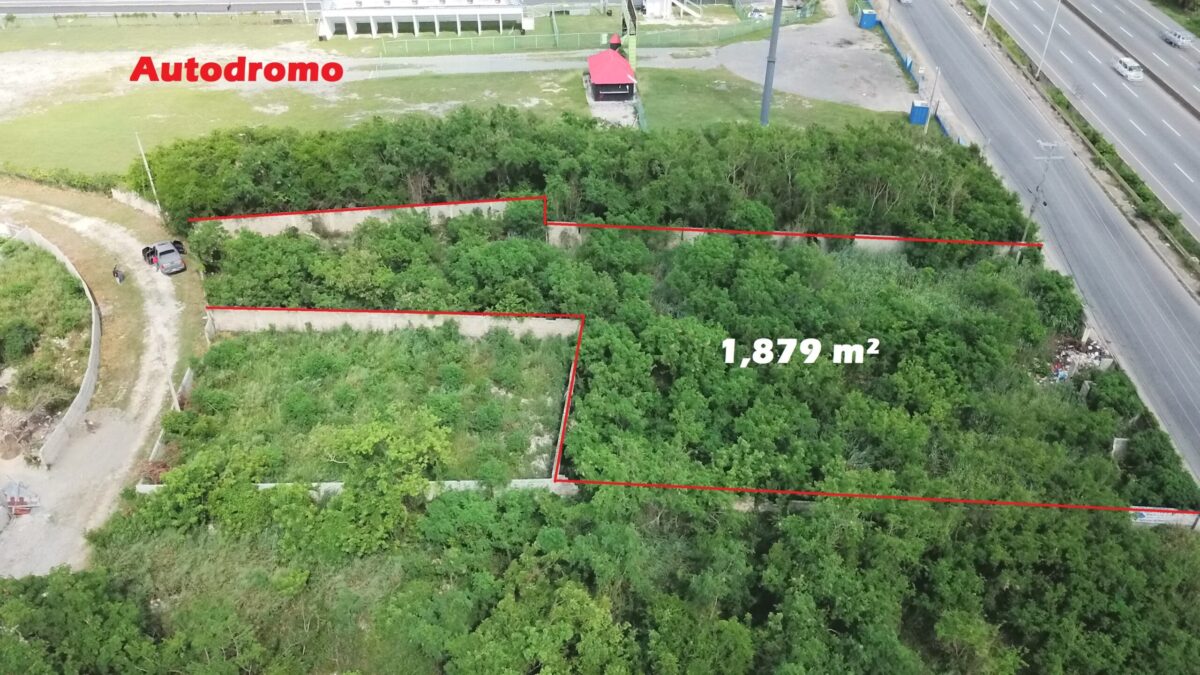 Se Vende Solar de 1,879 m² Av. Las Américas Próximo al Autódromo - Imagen 3