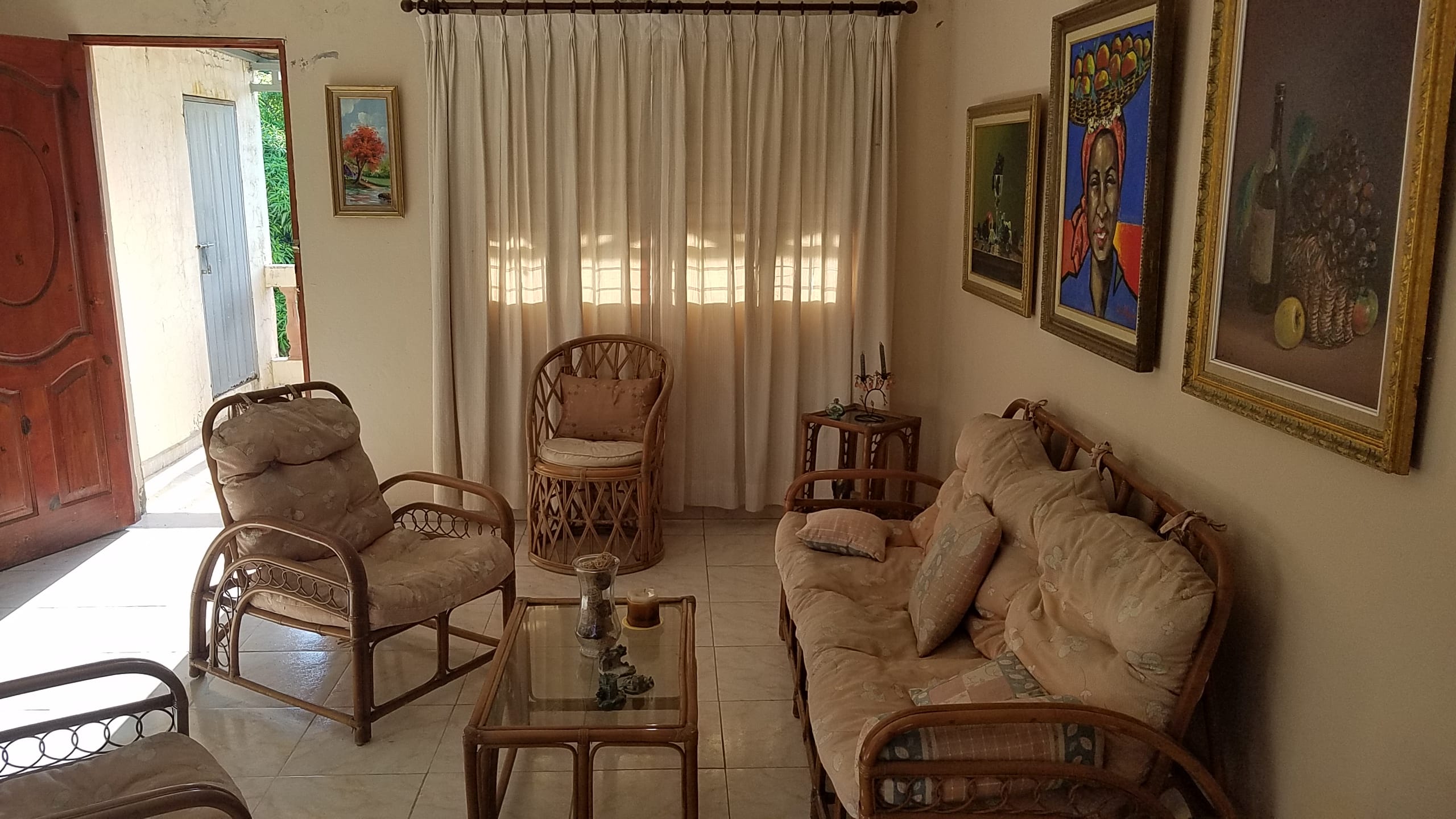 25 Se Vende Casa de 2 Niveles en los Frailes Santo Domingo Este - Imagen 1