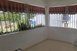 Se Vende Casa de 2 niveles en Residencial los tres Ojos Santo Domingo Este - Imagen 9